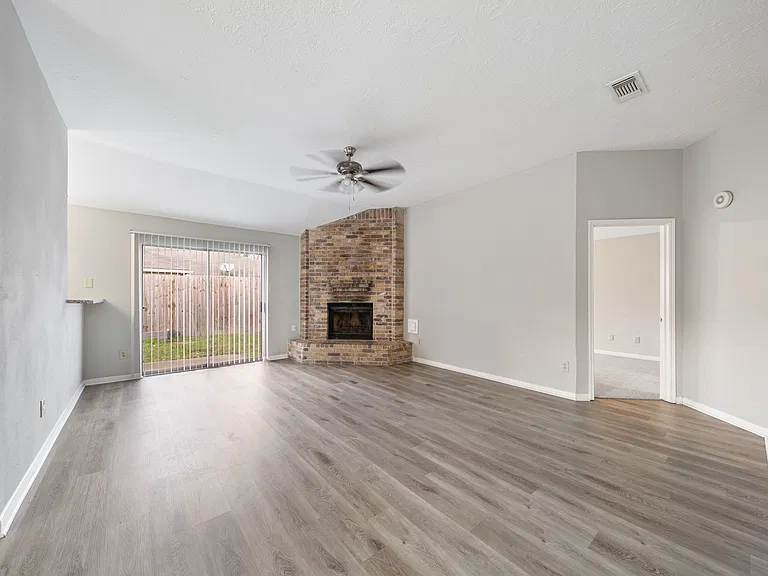 10530 Rippling Fields Dr — Photo 8
