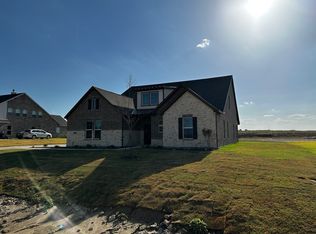 112 Spicewood Trl, Rhome, TX 76078