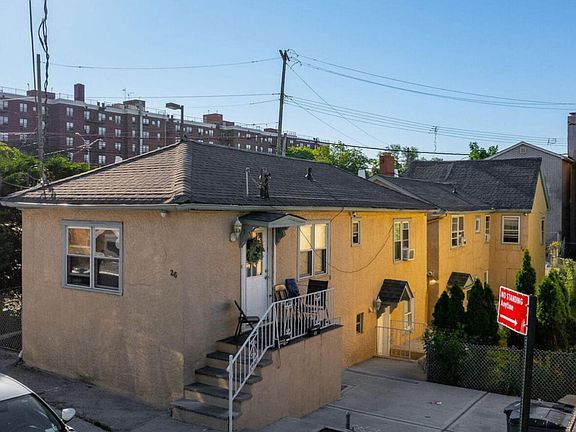 3rd image of 26 Robin Rd