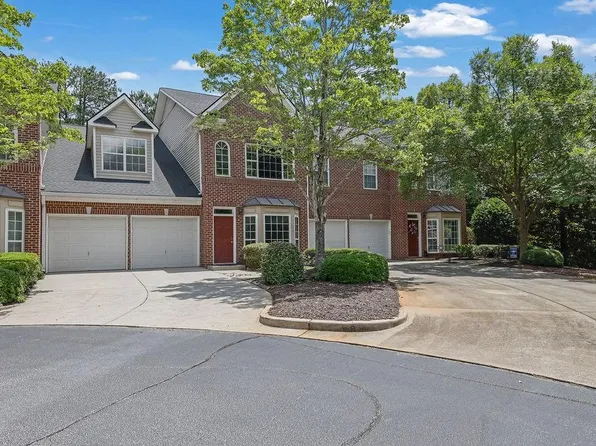3003 Sterling Ct, Roswell, GA 30075