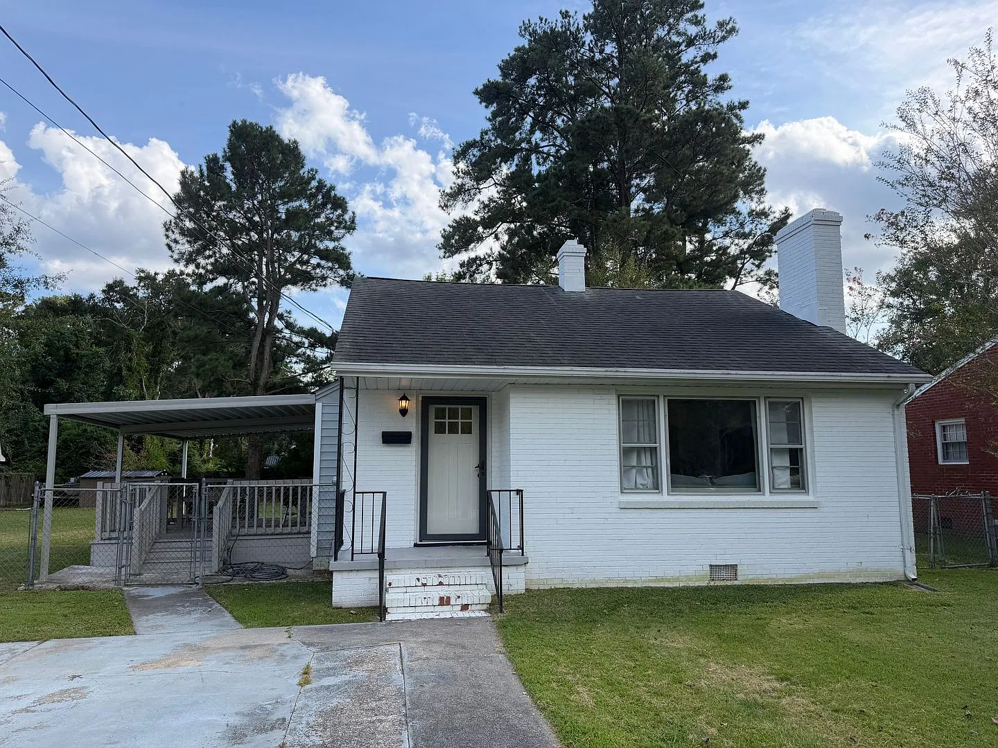 Brick Home in New Bern — Photo 1