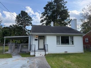2011 Henderson Ave, New Bern, NC 28560
