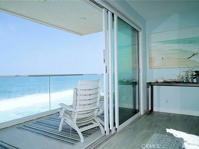 1249 Ocean Front #D — Photo 9