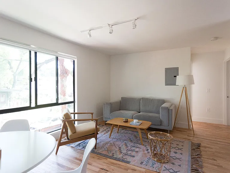 5525 Media Dr #5 — Photo 1