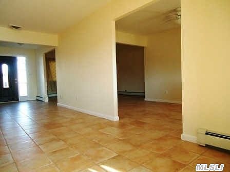 5th image of 4 Dolphin Ln W
