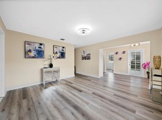 7532 Farragut St, Hollywood, FL 33024