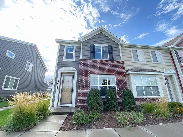 6900 Crosby Ct — Photo 3