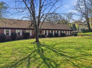1712 Skyline Dr, Chattanooga, TN 37421