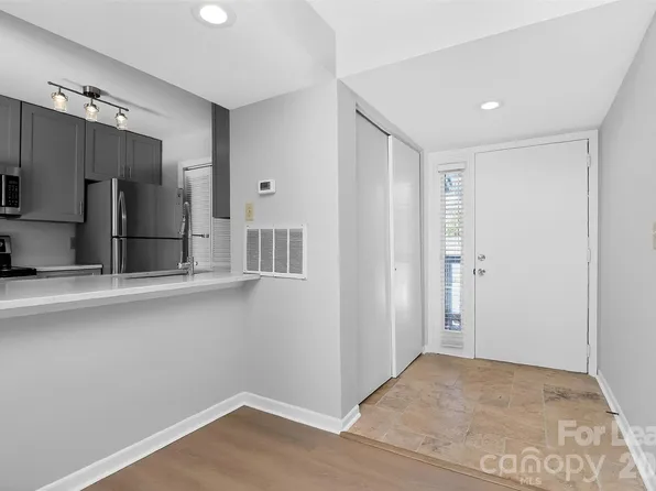 11029 Harrowfield Rd, Charlotte, NC 28226