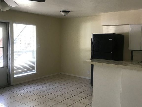 4th image of 308 Smith St #308/102