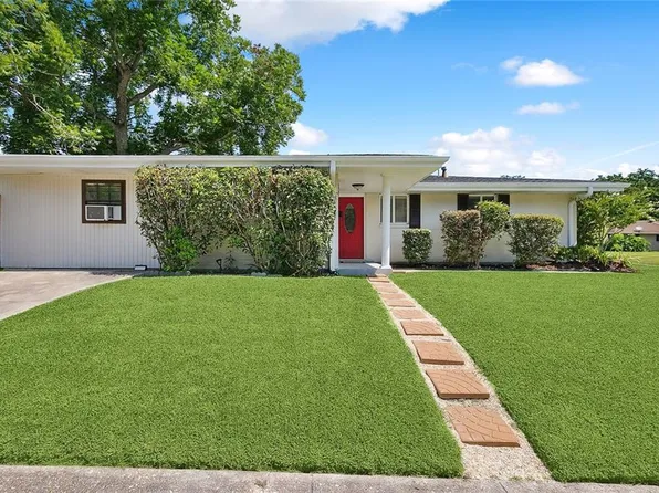 2537 Somerset Dr, New Orleans, LA 70131