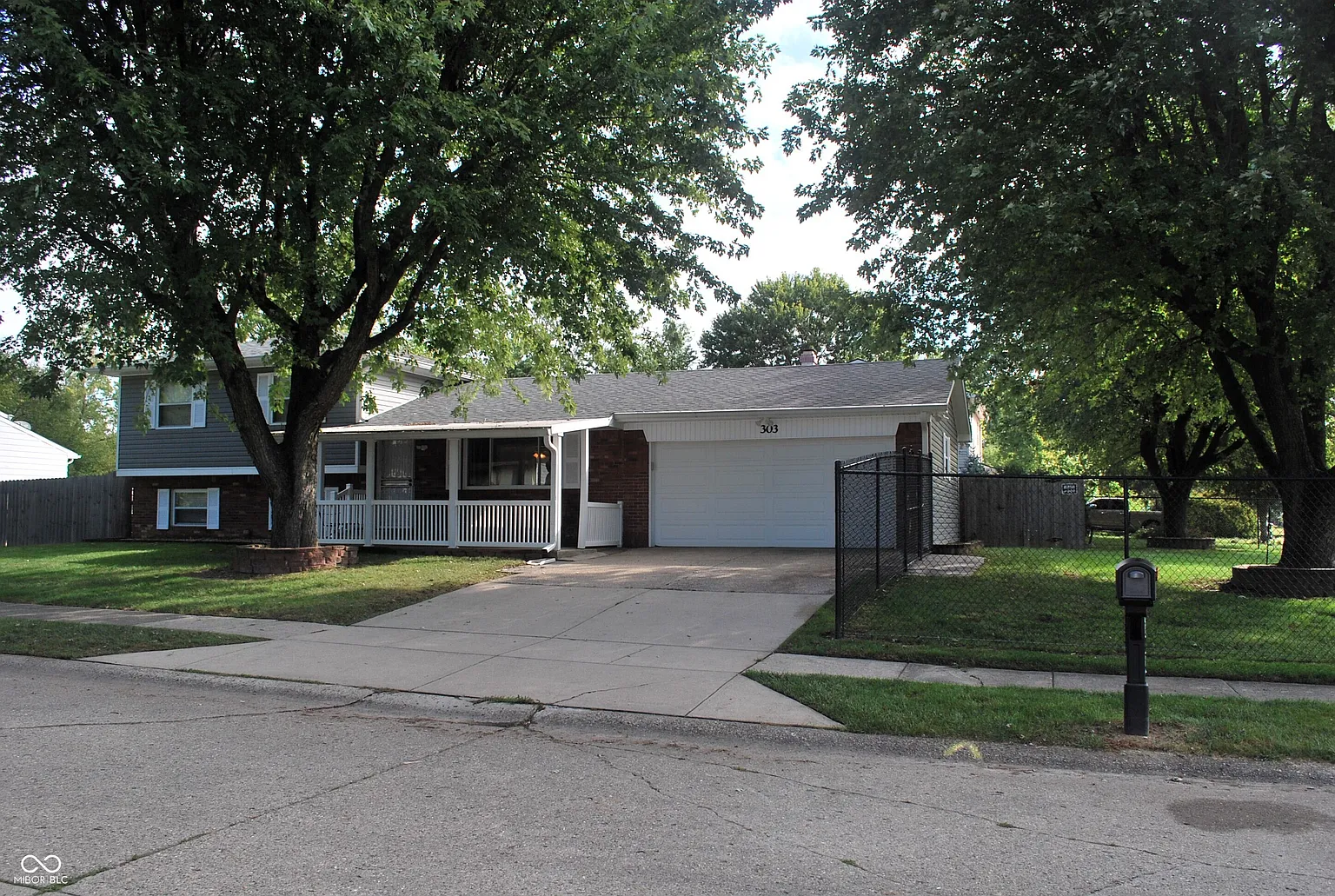 303 Sierra Ct photo 1