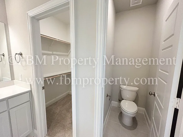 2133 Layla Dr — Photo 15