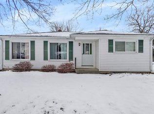 118 W Edwin St, Linwood, MI 48634