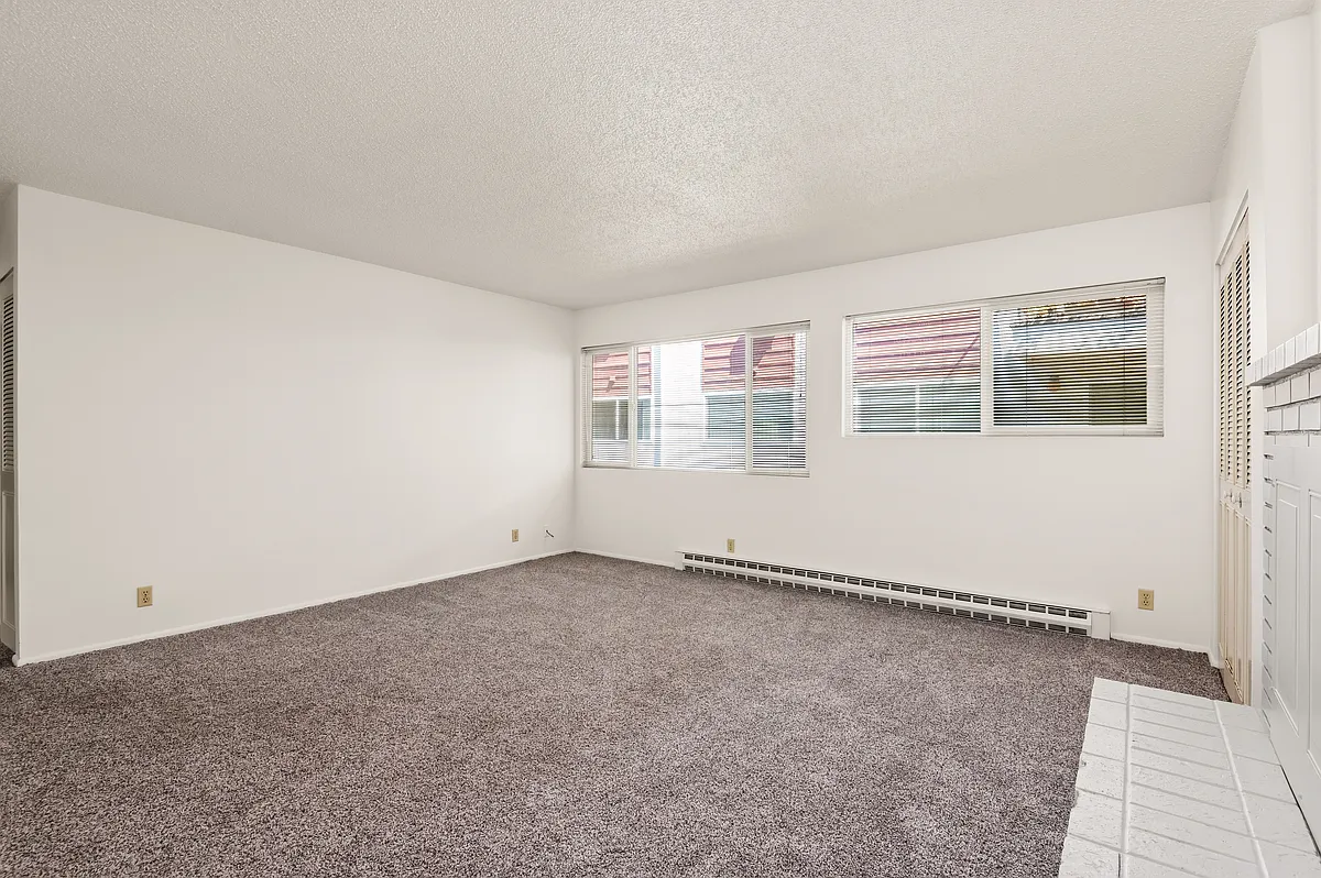Unit #7 - iving room - 1230 Ferry St