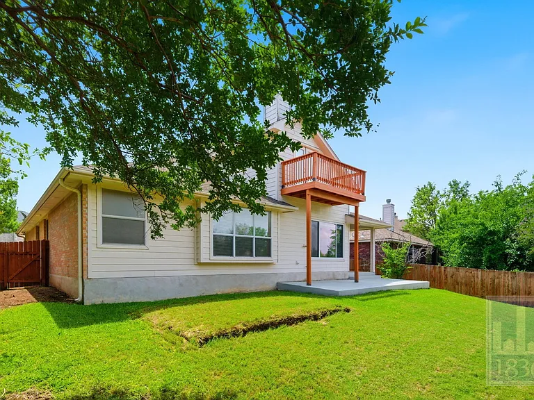 2217 Speidel Dr — Photo 30