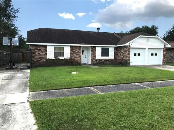 423 Briargrove Dr, Slidell, LA 70458