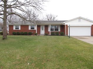 7653 Cloverhill Ct, West Chester, OH 45069