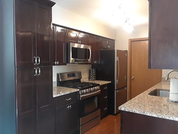 2nd image of 347 Village Creek Dr #347