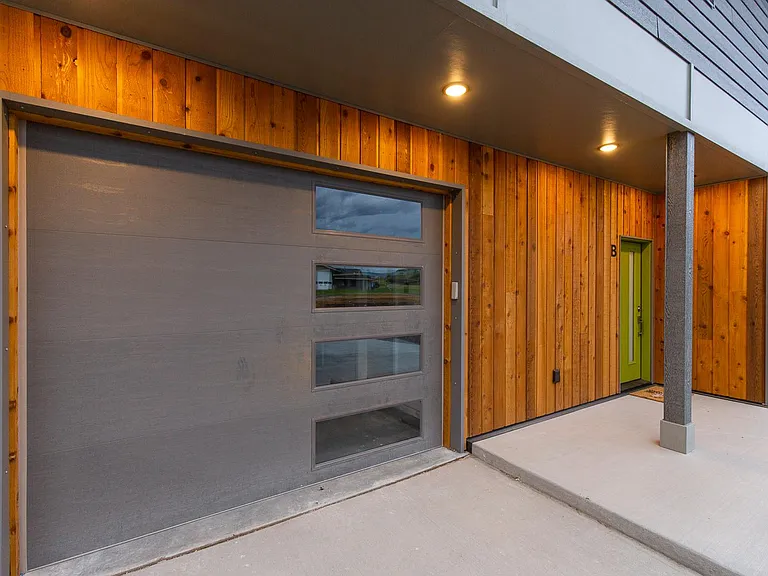 702 Circle F Trl #B — Photo 32