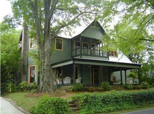 617 Shades Crest Rd, Birmingham, AL 35226