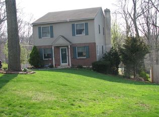 106 Rockwood Rd, Newtown Square, PA 19073
