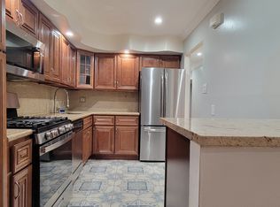 2076 E 55th St #B, Brooklyn, NY 11234