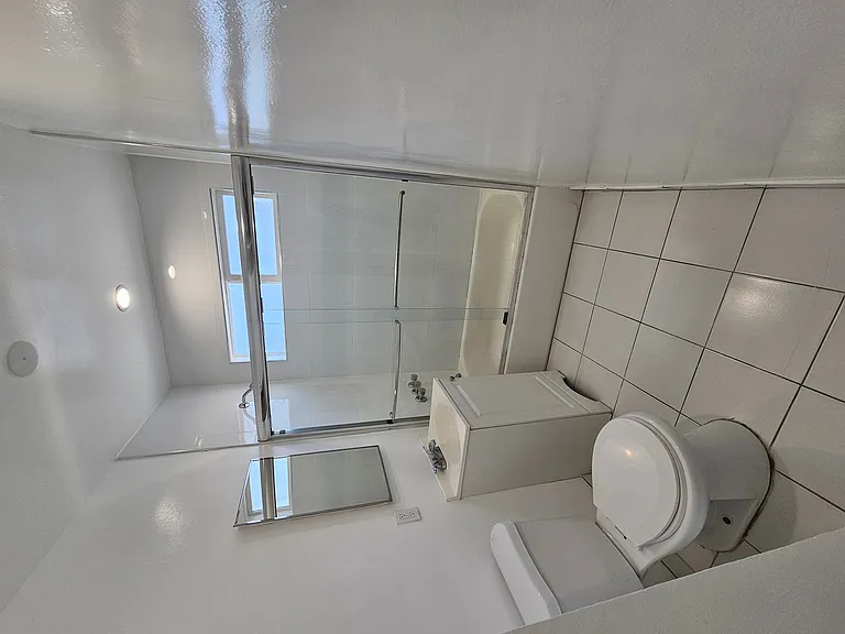 5863 Whitnall Hwy #4 — Photo 4