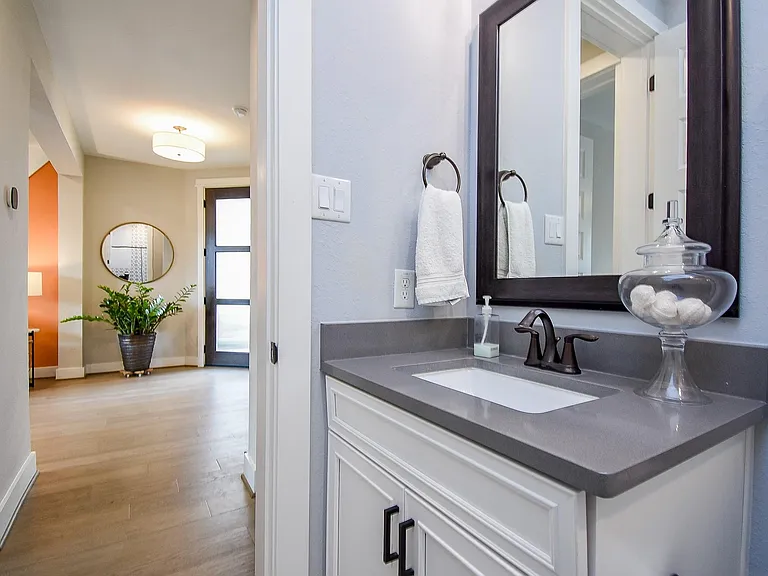 10914 Brambling Wood Dr S — Photo 30