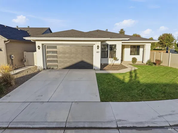 1817 N Burnam Ave, Star, ID 83669