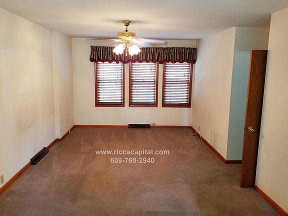 4th image of 507 Wilbur Ave Floor 1