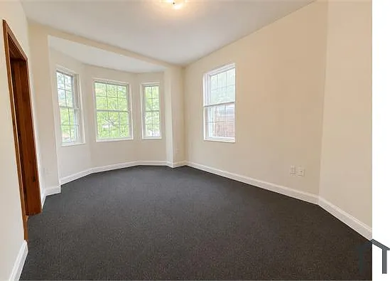 1 bed, $2,500 — Photo 3