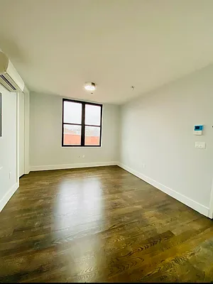 Rented by Hagstrom Management Inc | media 4