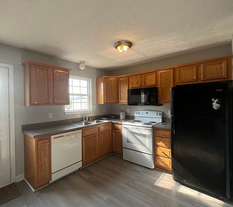 161 Coachman Court 161 Coachman Ct Bowling Green KY Zillow