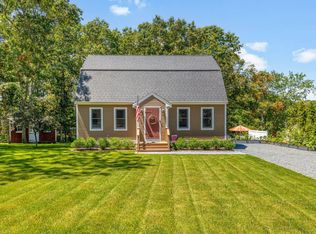 11 Deer Hollow Road, Forestdale, MA 02644