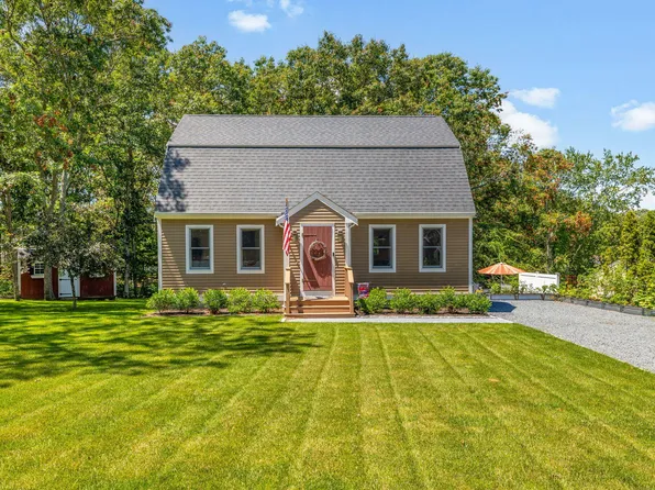 11 Deer Hollow Road, Forestdale, MA 02644