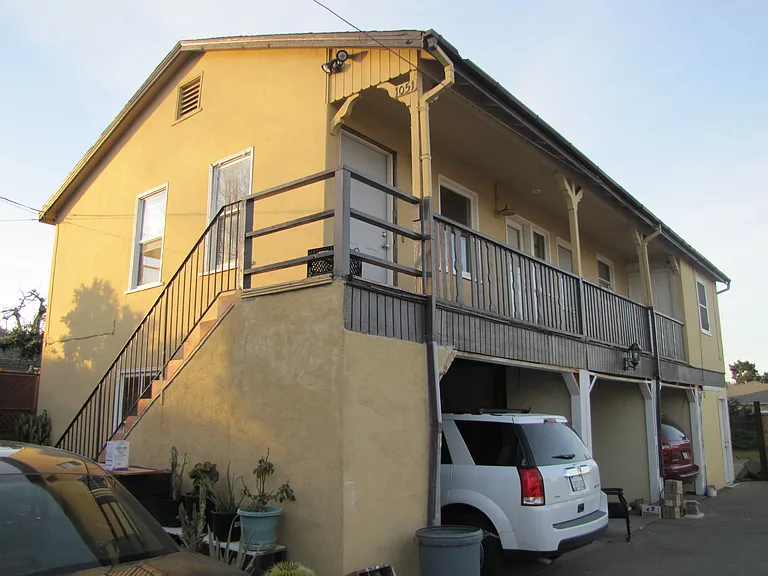 1051 Park Ave #3 — Photo 12