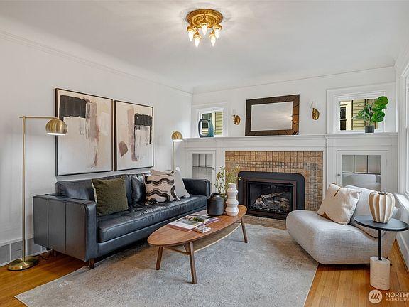 4th image of 6707 6th Avenue NW