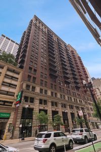 212 W Washington St APT 1112, Chicago, IL, 60606