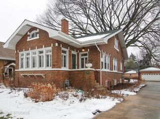 407 Longcommon Rd, Riverside, IL 60546