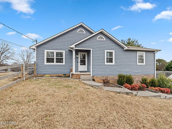 3rd image of 5712 Walden Woods Ct #Nw