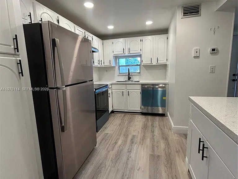 8962 S Hollybrook Blvd #202 — Photo 5