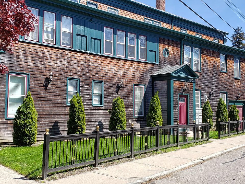 1st image of 38 Freebody St #303