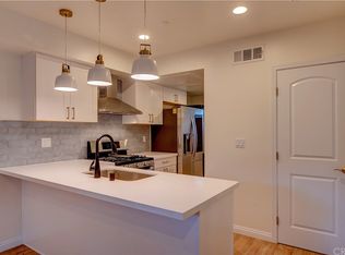 1048 Maple St, Santa Monica, CA 90405