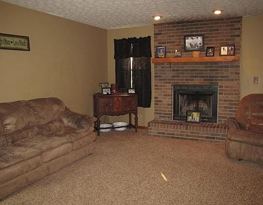 1st image of 6933 Old Troy Pike