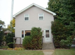 7558 17th Ave, Kenosha, WI 53143