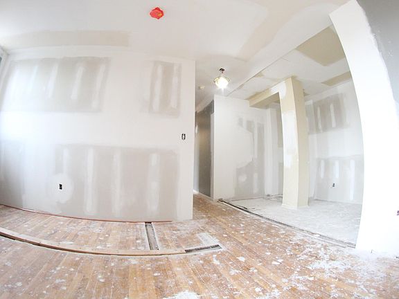 5th image of 1368 Sheridan Ave #3D-1