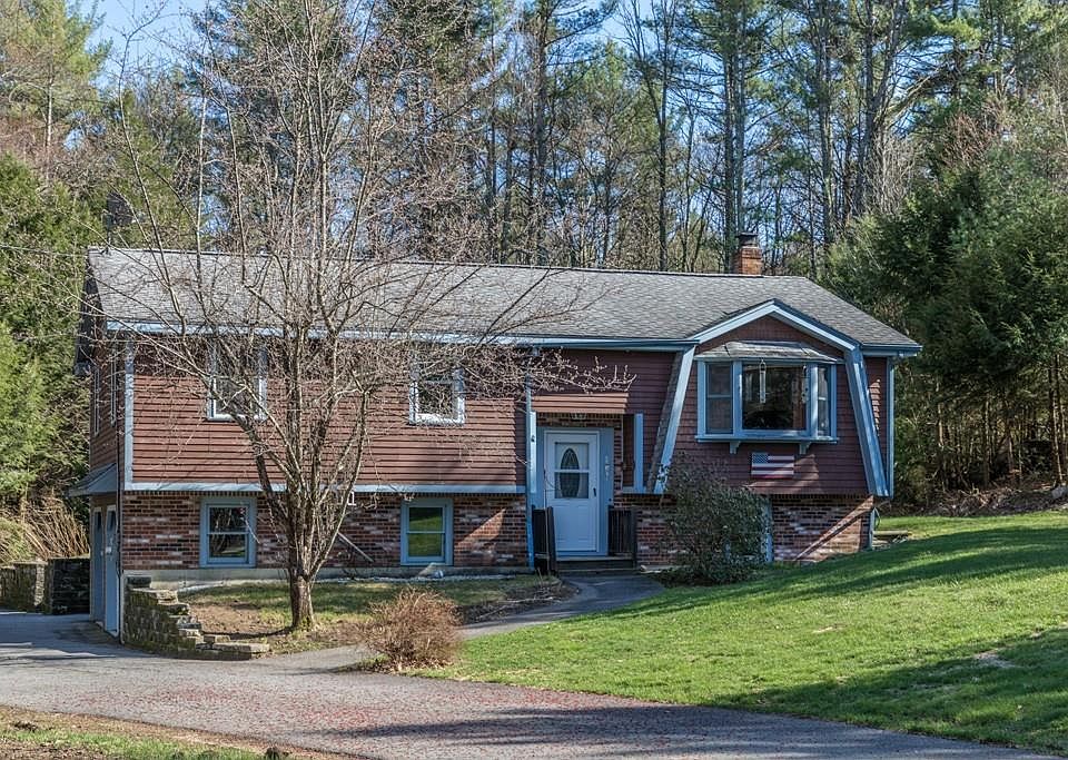 1st image of 21 Harrisville Cir
