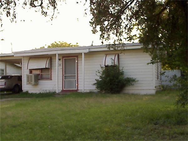 2nd image of 401 Cockerell Dr