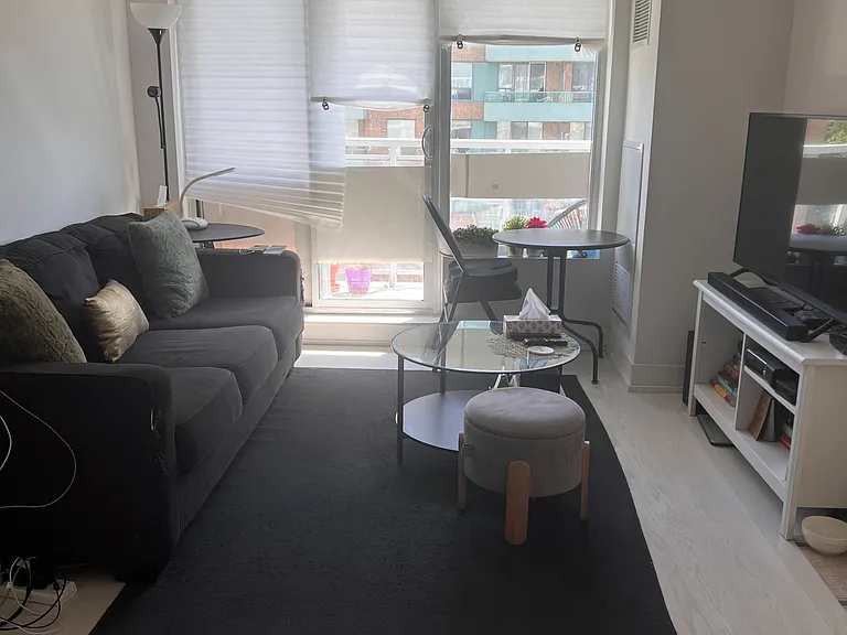 68 Merton St #616 — Photo 3